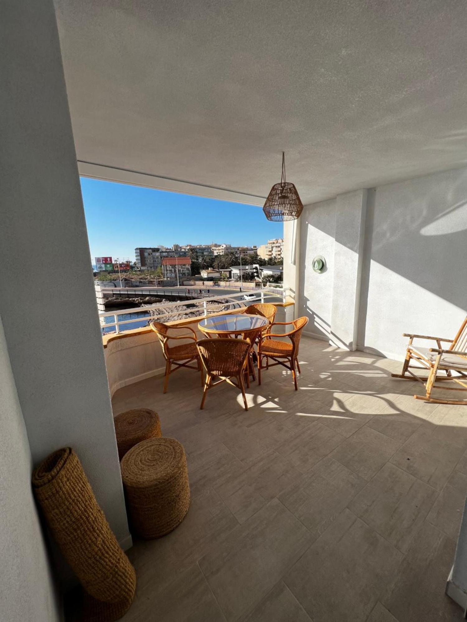 Costa Este Apartments - Torrevieja Ngoại thất bức ảnh